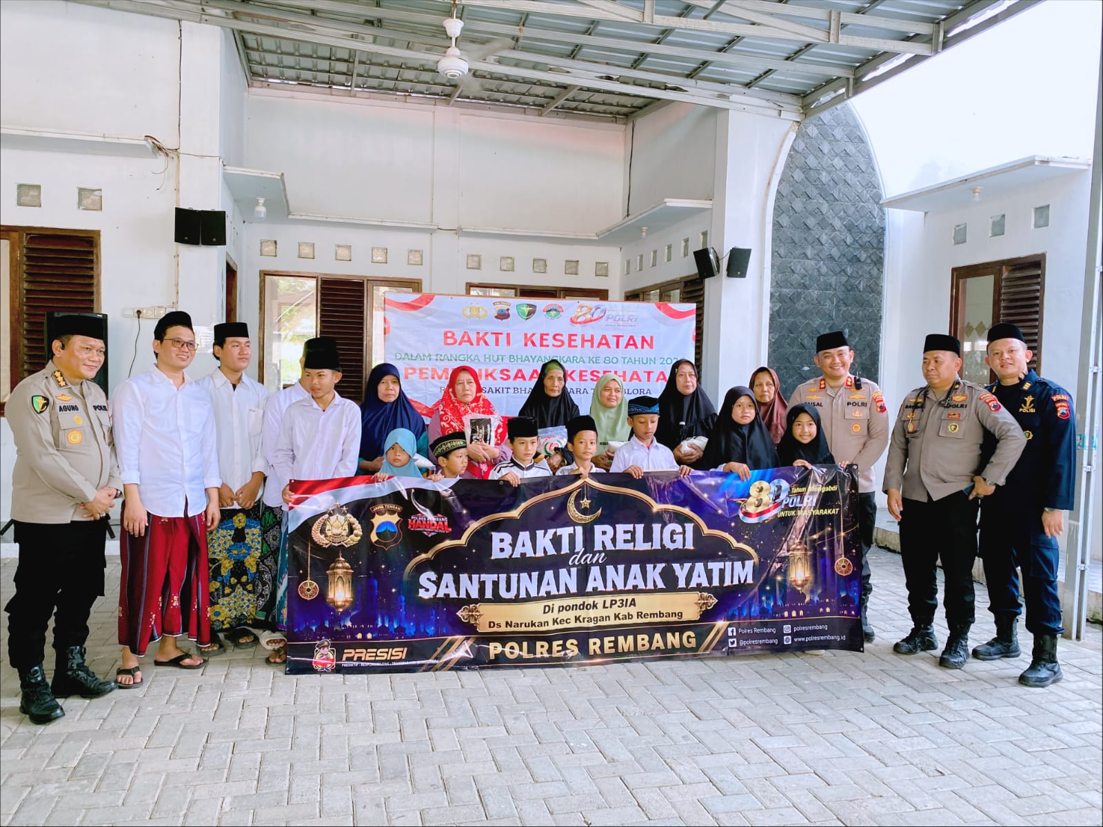 Semangat Polres Rembang Tebar Kepedulian di Pondok Ponpes Gus Baha di Hari Bhayangkara ke-80