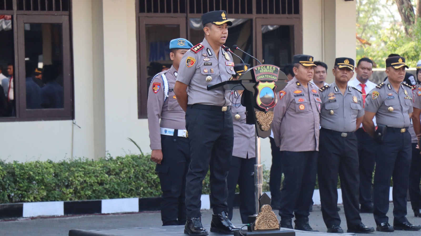Apel Pagi,Kapolres Rembang Tekankan Tiga Kunci Utama Dalam Melayani Masyarakat