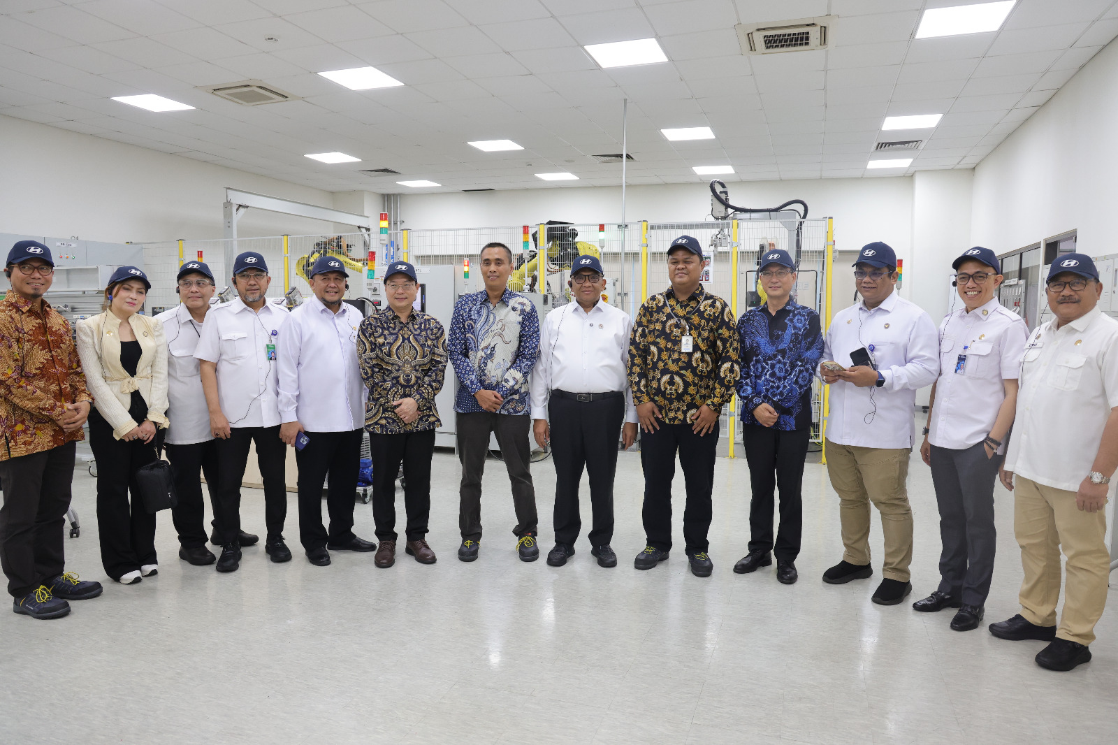 Tangkap Geliat Pasar EV, Kemnaker Siapkan SDM Terampil untuk Sektor Green Jobs