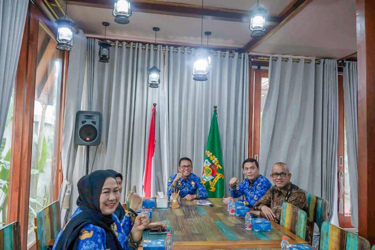 Pemko Medan Perkuat Satu Data, Zakiyuddin Buka Evaluasi Statistik Sektoral