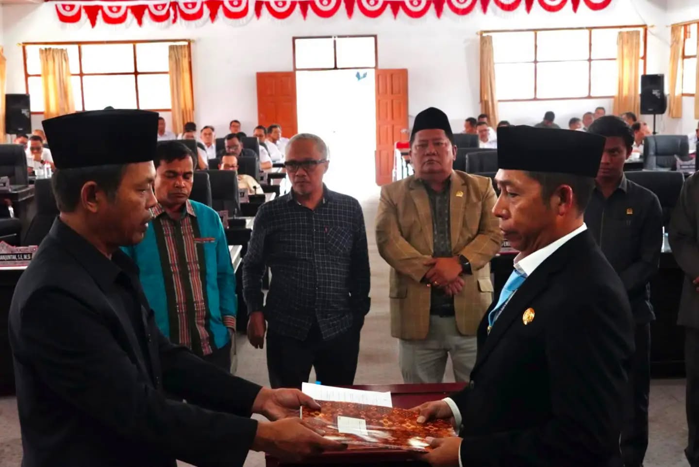 KUA-PPAS 2027 Disepakati, Bupati Taput Percepat Penyusunan RAPBD