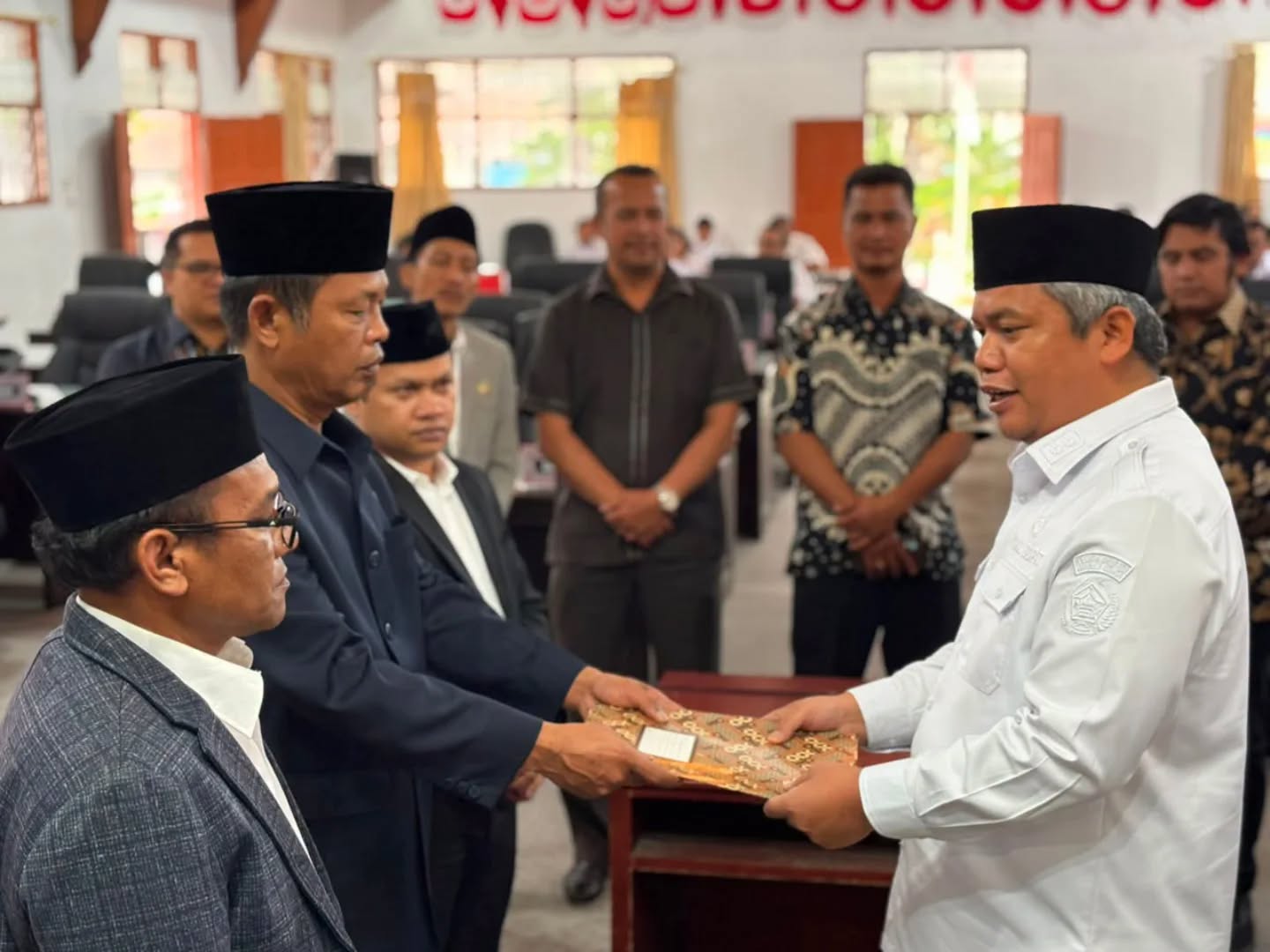 Pemkab dan DPRD Taput Setujui Dua Ranperda Penyertaan Modal Daerah